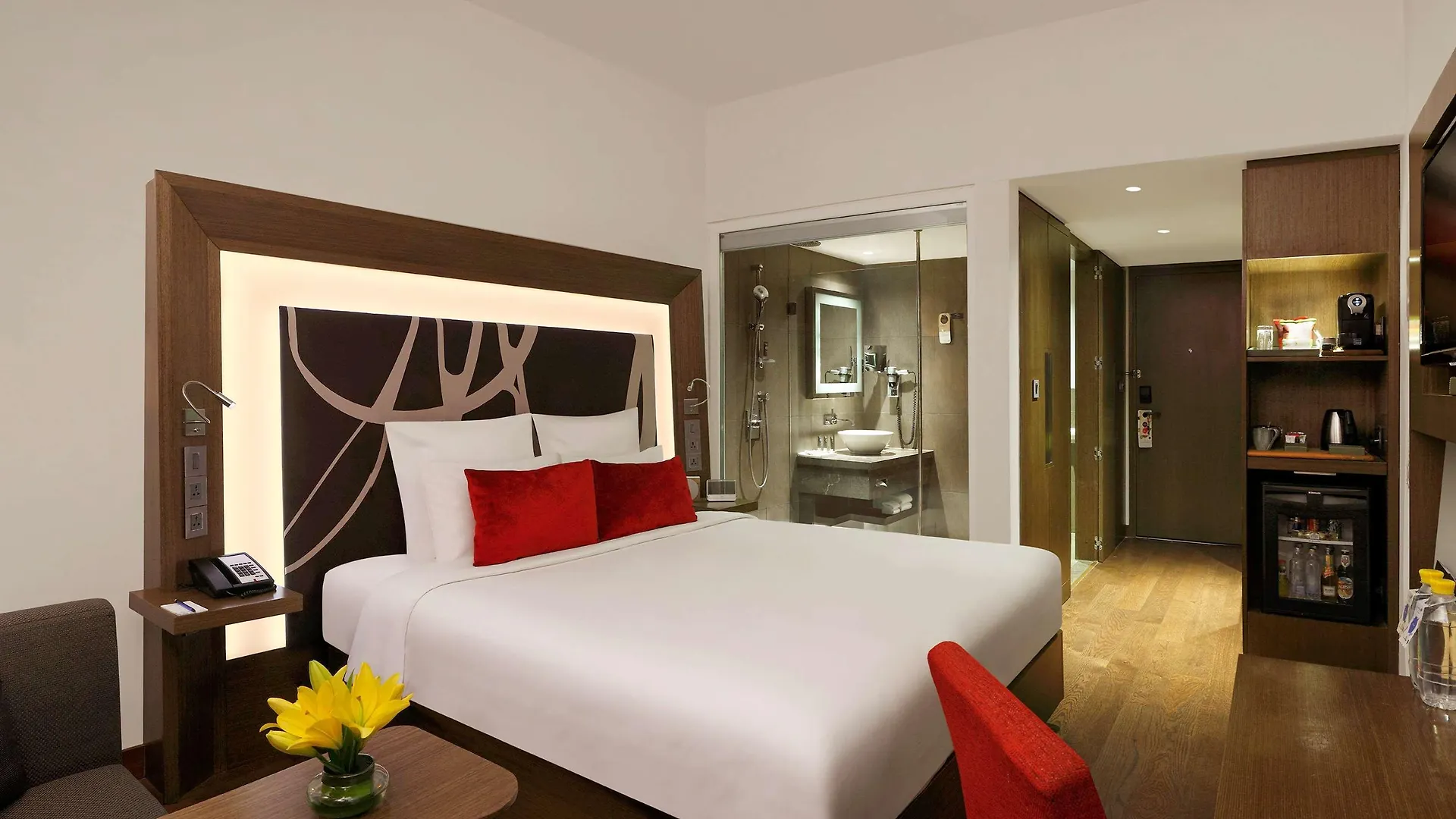 ***** Hotel Novotel New Delhi Aerocity India