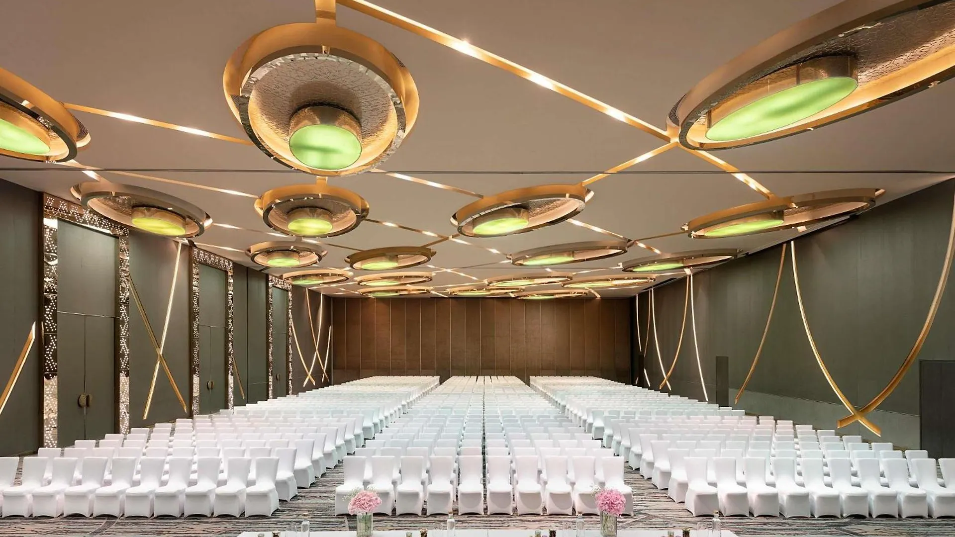 Novotel New Delhi Aerocity 5*,  الهند