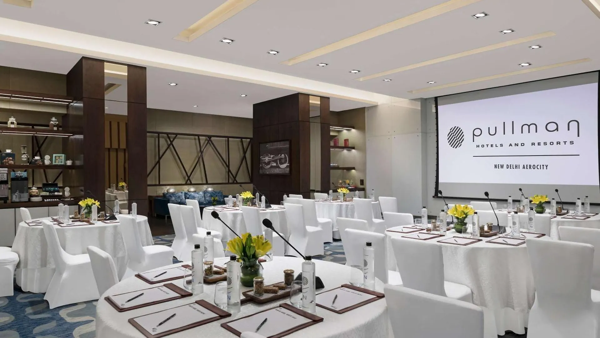 Novotel New Delhi Aerocity 5*,  India